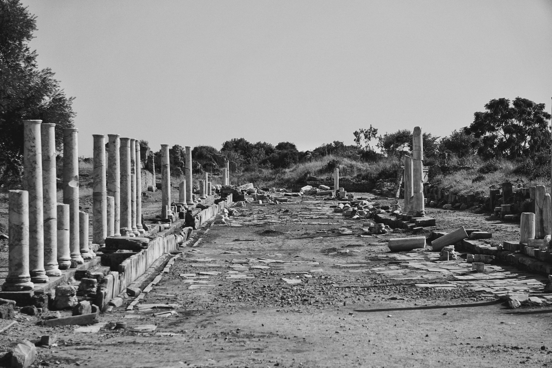 tren - tears of things, sorrows of the universe